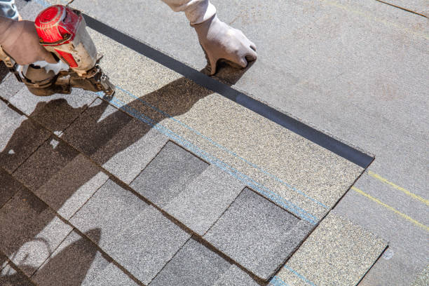 Best Flat Roof Repair Services  in Keshena, WI